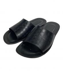 Ferragamo（フェラガモ）の古着「ガンチーニ柄レザーサンダル」｜ブラック