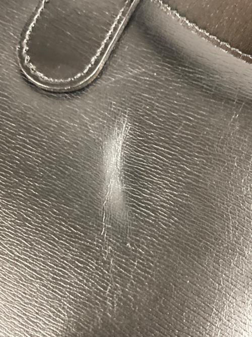 Yves Saint Laurent（イヴサンローラン）Yves Saint Laurent (イヴサンローラン) ショルダーバッグ ブラックの古着・服飾アイテム