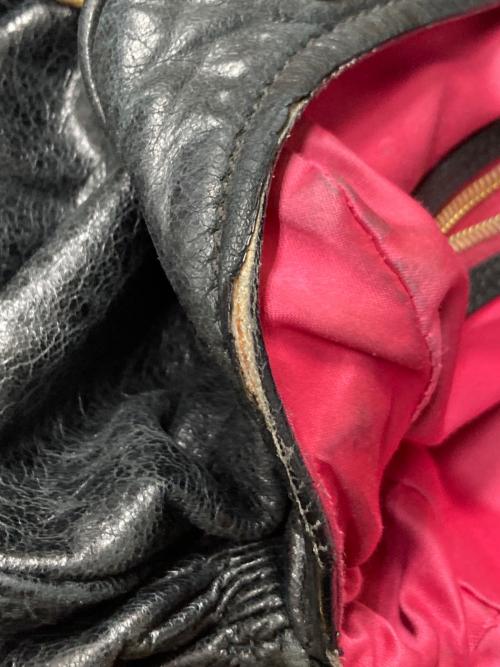 MIU MIU（ミュウミュウ）MIU MIU (ミュウミュウ) ヴィッテロレザー2WAYバッグ ブラックの古着・服飾アイテム