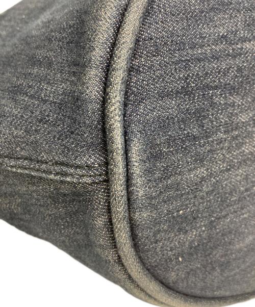 PRADA（プラダ）PRADA (プラダ) デニムバケツハンドバッグ ブルーの古着・服飾アイテム