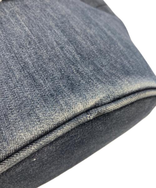 PRADA（プラダ）PRADA (プラダ) デニムバケツハンドバッグ ブルーの古着・服飾アイテム