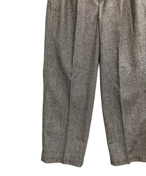 URBAN RESEARCH（アーバンリサーチ）URBAN RESEARCH (アーバンリサーチ) ヘリンボーンワイドスラックス グレー サイズ:Lの古着・服飾アイテム
