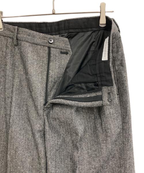 URBAN RESEARCH（アーバンリサーチ）URBAN RESEARCH (アーバンリサーチ) ヘリンボーンワイドスラックス グレー サイズ:Lの古着・服飾アイテム