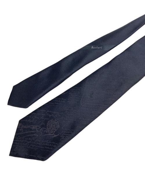 Berluti（ベルルッティ）Berluti (ベルルッティ) カリグラフィシルクネクタイ グレー サイズ:FREEの古着・服飾アイテム