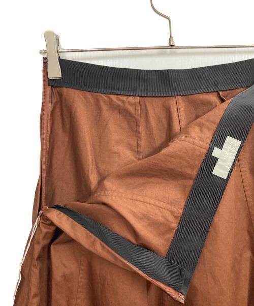 MARGARET HOWELL（マーガレットハウエル）MARGARET HOWELL (マーガレットハウエル) WASHED COTTON SATIN スカート ブラウン サイズ:1の古着・服飾アイテム