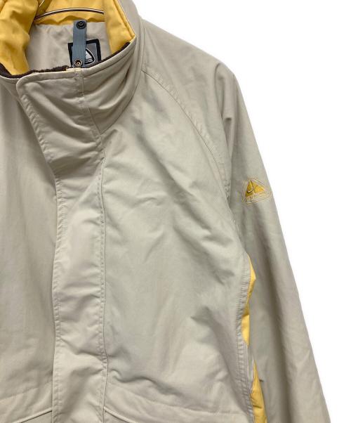 NIKE ACG（ナイキエーシージー）NIKE ACG (ナイキエーシージー) ナイロンジャケット ベージュ サイズ:WOMENS Mの古着・服飾アイテム