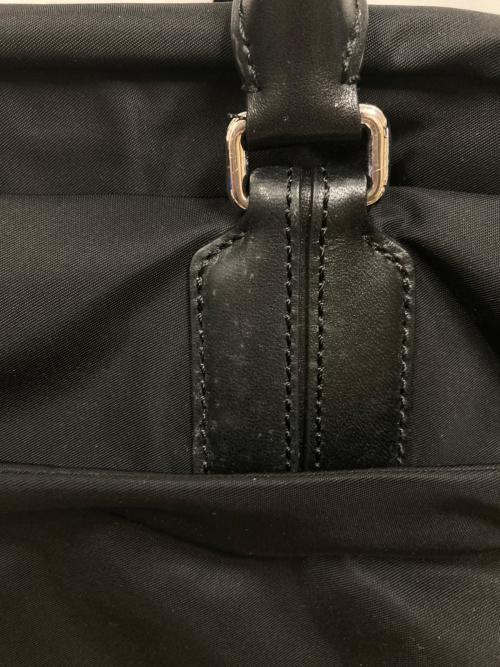 TUMI（トゥミ）TUMI (トゥミ) CORTINA BOARDING TOTE ブラックの古着・服飾アイテム