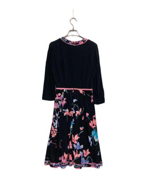 LEONARD（レオナール）LEONARD (レオナール) ニットドッキングワンピース ブラック×ピンク サイズ:34の古着・服飾アイテム