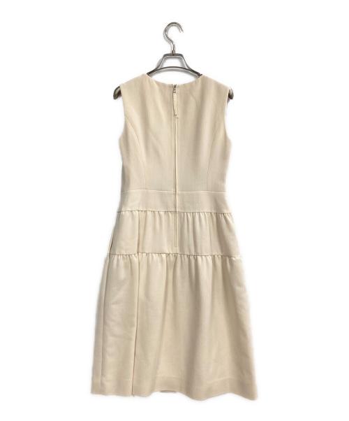 FOXEY（フォクシー）FOXEY (フォクシー) ティアードワンピース アイボリー サイズ:38の古着・服飾アイテム