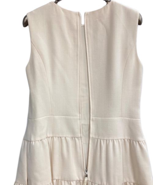 FOXEY（フォクシー）FOXEY (フォクシー) ティアードワンピース アイボリー サイズ:38の古着・服飾アイテム
