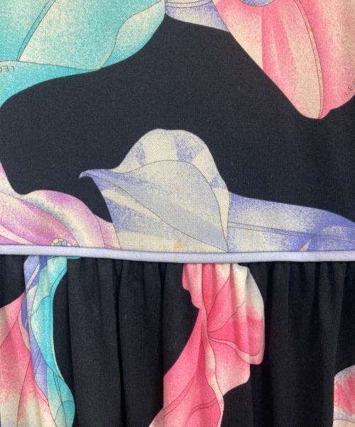 LAONARD（レオナード）LAONARD (レオナード) カンカン素材プリントワンピース ブルー×ブラック サイズ:34の古着・服飾アイテム