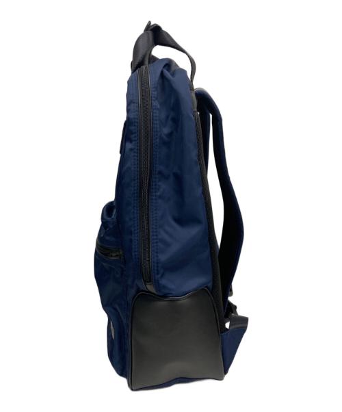 ZERO HALLIBURTON（ゼロ ハリバートン）ZERO HALLIBURTON (ゼロ ハリバートン) バックパック ネイビーの古着・服飾アイテム