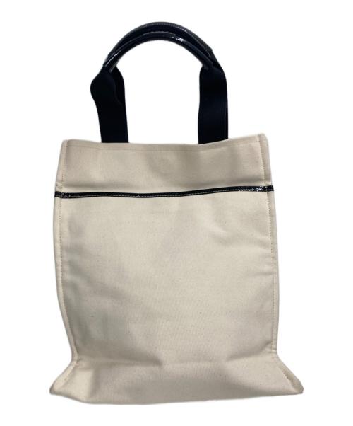 Vivienne Westwood（ヴィヴィアンウエストウッド）Vivienne Westwood (ヴィヴィアンウエストウッド) elite (エリート) エナメルコンビキャンバストートバッグ ブラック×アイボリーの古着・服飾アイテム