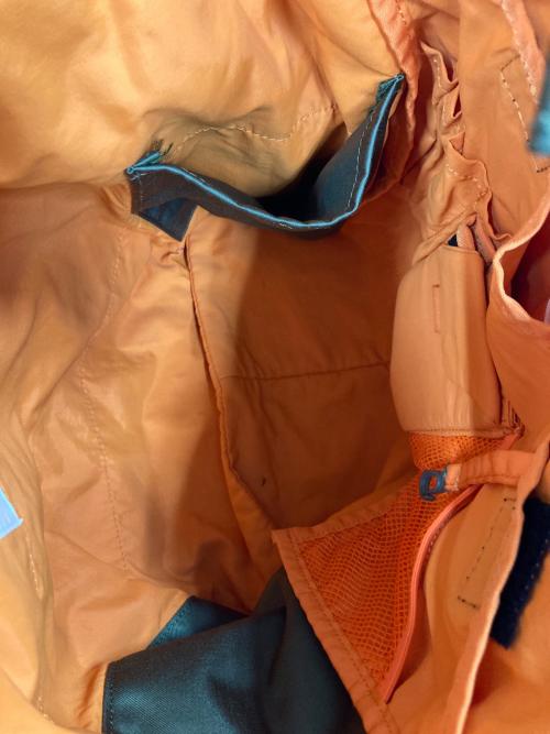 F/CE.（エフシーイー）F/CE. (エフシーイー) SATIN 3WAY HELMET BAG オリーブの古着・服飾アイテム
