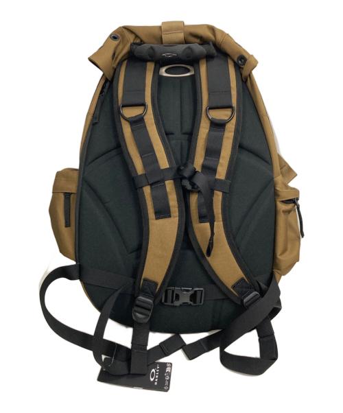OAKLEY（オークリー）OAKLEY (オークリー) Icon Rc Backpack COYOTEの古着・服飾アイテム