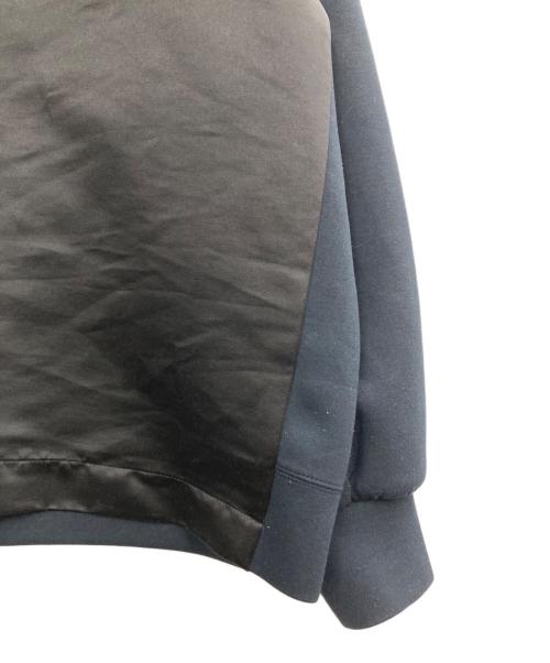 CULLNI（クルニ）CULLNI (クルニ) parigot (パリゴ) Satin Pullover cutsew ネイビー×ブラック サイズ:１の古着・服飾アイテム