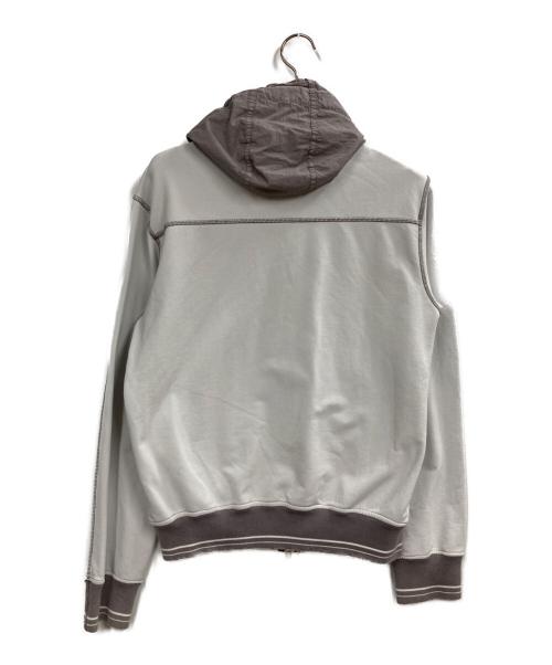 C.P COMPANY（シーピーカンパニー）C.P COMPANY (シーピーカンパニー) ナイロンフードジップジャケット グレー×パープル サイズ:Lの古着・服飾アイテム