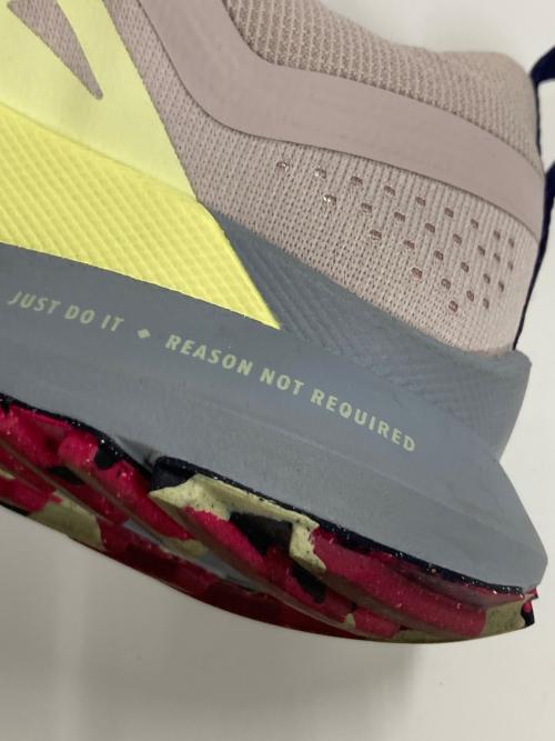 NIKE（ナイキ）NIKE (ナイキ) React Pegasus Trail 4 パープル サイズ:25.5の古着・服飾アイテム