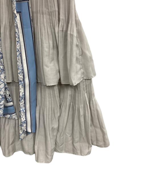 HER LIP TO（ハーリップトゥ）Her lip to (ハーリップトゥ) Garden Party Ruffled Midi Dress ベージュ サイズ:Mの古着・服飾アイテム
