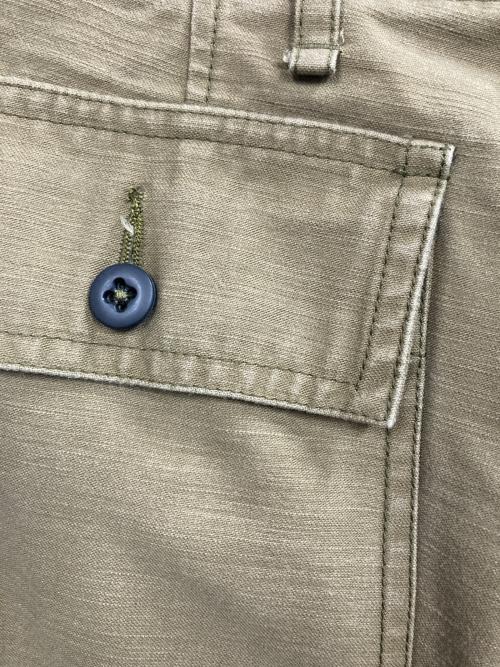 MAATEE&SONS（マーティーアンドサンズ）MAATEE&SONS (マーティーアンドサンズ) UTILITY PT カーキ サイズ:2の古着・服飾アイテム