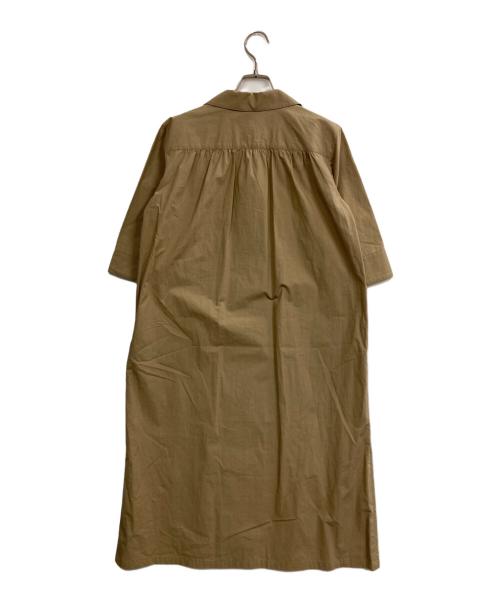 A.P.C.（アーペーセー）A.P.C. (アーペーセー) オープンカラーシャツワンピース ベージュ サイズ:34の古着・服飾アイテム