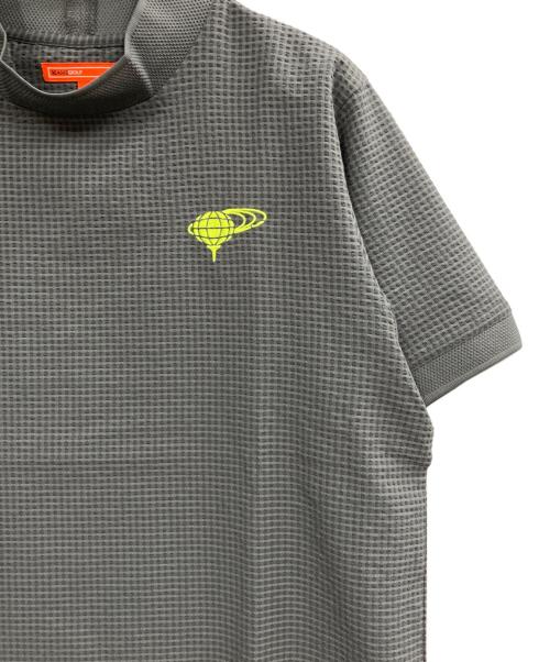 BEAMS GOLF（ビームスゴルフ）BEAMS GOLF (ビームスゴルフ) ドットエア（Ｒ）メッシュ モックネックシャツ グレー サイズ:Sの古着・服飾アイテム