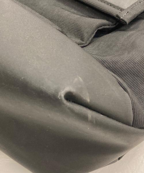 THULE（スーリー）THULE (スーリー) PARAMOUNT CROSSBODY ブラックの古着・服飾アイテム