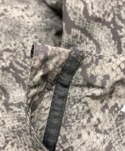stussy（ステューシー）stussy (ステューシー) BEACH SHELL SNAKE PRINT NYLON JACKET オリーブ サイズ:Lの古着・服飾アイテム