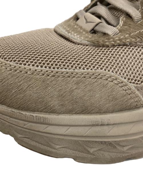HOKAONEONE（ホカオネオネ）HOKAONEONE (ホカオネオネ) Engineered Garments (エンジニアド ガーメンツ) BONDI L ベージュ サイズ:25.5の古着・服飾アイテム