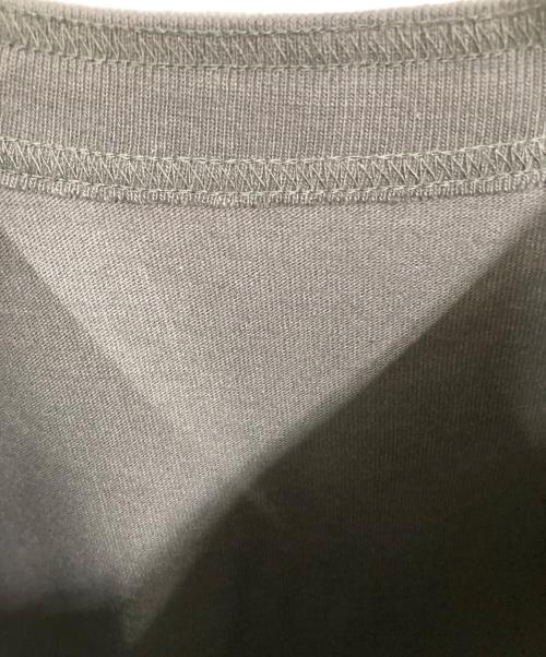 sacai（サカイ）sacai (サカイ) Geoff Mcfetridge Embroidery T-Shirt グレー サイズ:2の古着・服飾アイテム
