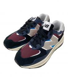 NEW BALANCE（ニューバランス）の古着「ローカットスニーカー」｜ネイビー