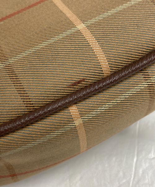 Burberry's（バーバリーズ）Burberry's (バーバリーズ) ショルダーバッグ ブラックの古着・服飾アイテム