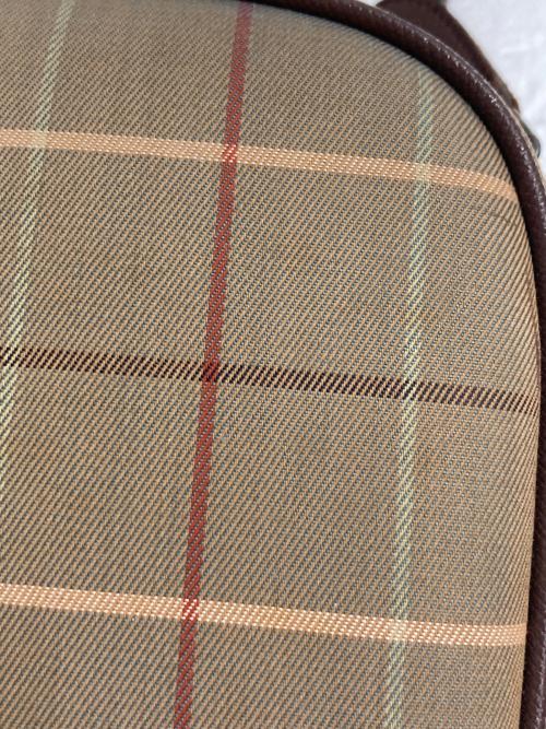 Burberry's（バーバリーズ）Burberry's (バーバリーズ) ショルダーバッグ ブラックの古着・服飾アイテム