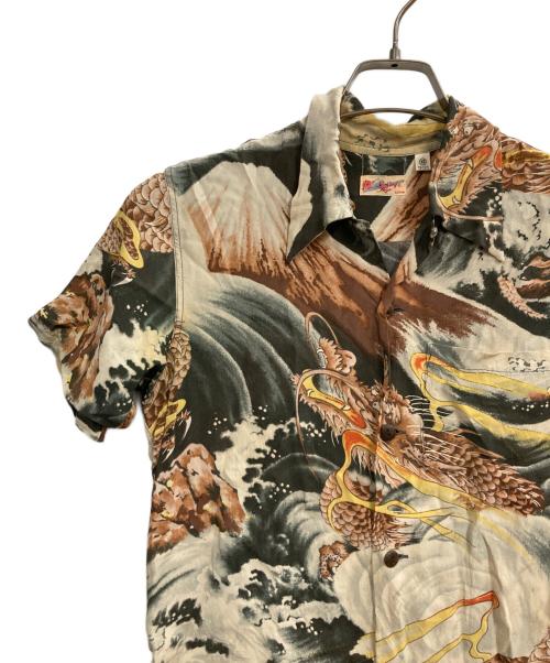 Sun Surf（サンサーフ）Sun Surf (サンサーフ) レーヨンアロハシャツ ベージュ サイズ:XSの古着・服飾アイテム