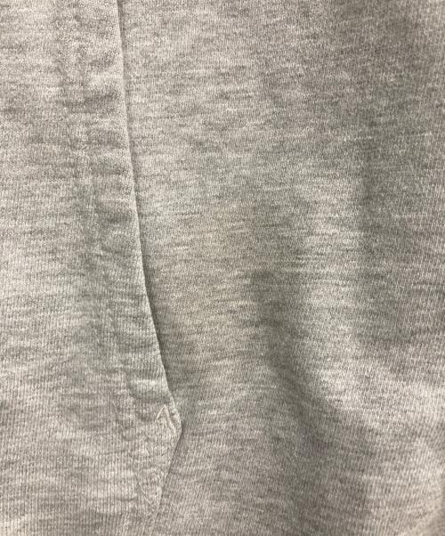 stussy（ステューシー）stussy (ステューシー) INCREASE THE PEACE HOODIE グレー サイズ:MEDIUMの古着・服飾アイテム