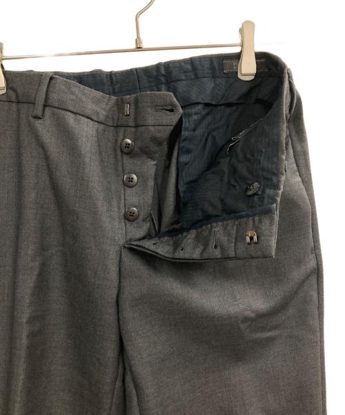 PRADA（プラダ）PRADA (プラダ) テーパードスラックス グレー サイズ:46の古着・服飾アイテム