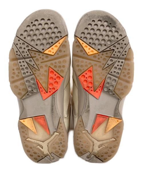 NIKE（ナイキ）NIKE (ナイキ) Bephies Beauty Supply (ビフィーズ ビューティ サプライ) AIR JORDAN 7 ベージュ サイズ:23.5の古着・服飾アイテム