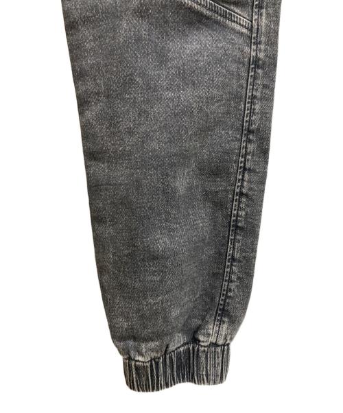DIESEL（ディーゼル）DIESEL (ディーゼル) D-Ursyスリムジーンズ ブラック サイズ:68.5（W27）の古着・服飾アイテム