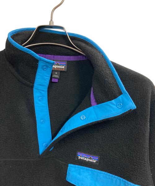 Patagonia（パタゴニア）Patagonia (パタゴニア) Synchilla Snap-T Black × Light Blue サイズ:Mの古着・服飾アイテム