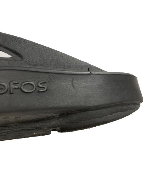 OOFOS（ウーフォス）OOFOS (ウーフォス) リカバリーサンダル ブラック サイズ:EU37の古着・服飾アイテム