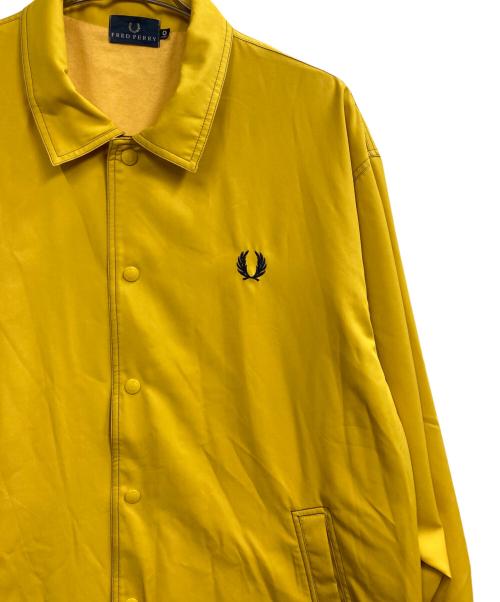 FRED PERRY（フレッドペリー）FRED PERRY (フレッドペリー) コーチジャケット イエローの古着・服飾アイテム