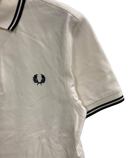 FRED PERRY（フレッドペリー）FRED PERRY (フレッドペリー) The Fred Perry Shirt ホワイト サイズ:XSの古着・服飾アイテム