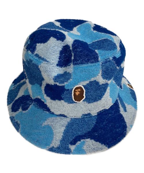 A BATHING APE（アベイシングエイプ）A BATHING APE (アベイシングエイプ) カモフラバケットハット ブルーの古着・服飾アイテム