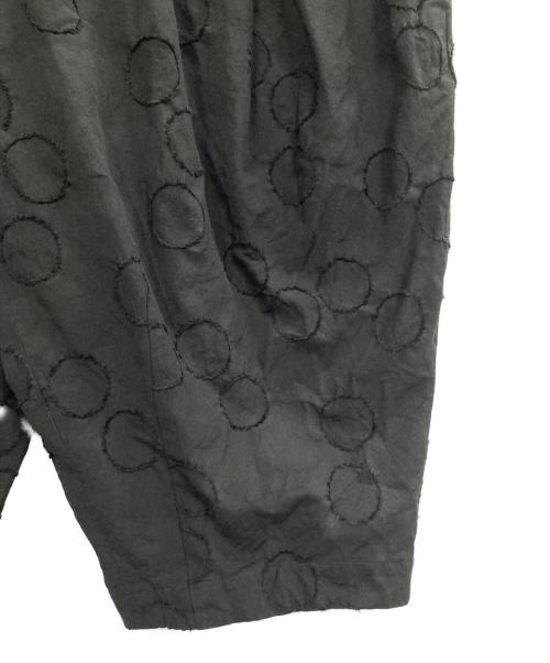 慈雨（ジウ）慈雨 (ジウ) ドット刺繍バルーンパンツ ブラック サイズ:40の古着・服飾アイテム