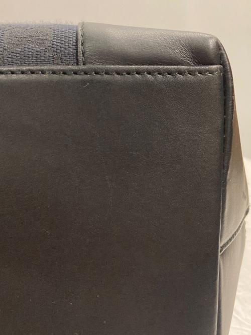 GUCCI（グッチ）GUCCI (グッチ) ハンドバッグ ブラックの古着・服飾アイテム