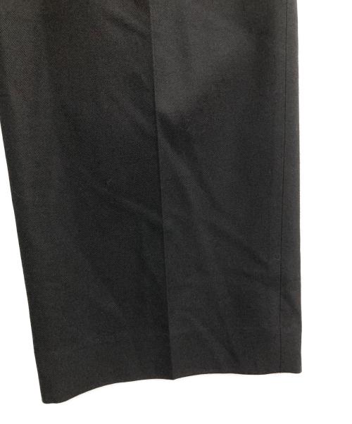MARKAWARE（マーカウェア）MARKAWARE (マーカウェア) DOUBLE PLEATED TROUSERS ORGANIC WOOL SURVIVAL CLOTH ブラック サイズ:2の古着・服飾アイテム