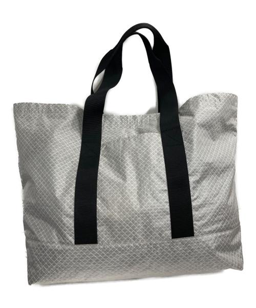stussy（ステューシー）stussy (ステューシー) Ripstop Overlay XL Tote Bag ホワイトの古着・服飾アイテム