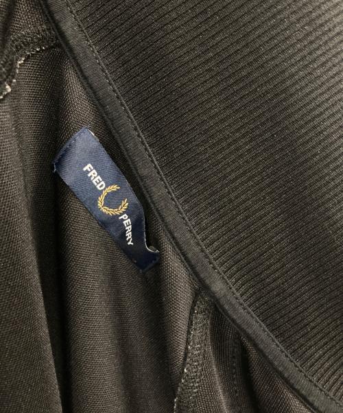 FRED PERRY（フレッドペリー）FRED PERRY (フレッドペリー) トラックジャケット ブラック サイズ:Mの古着・服飾アイテム