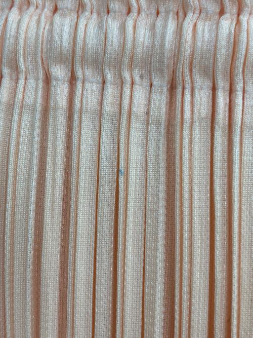 PLEATS PLEASE（プリーツプリーズ）PLEATS PLEASE (プリーツプリーズ) カーネーションプリント・ロングスカート イエロー サイズ:1の古着・服飾アイテム