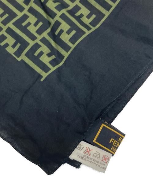 FENDI（フェンディ）FENDI (フェンディ) ズッカ柄大判ストール ブラック×グリーンの古着・服飾アイテム